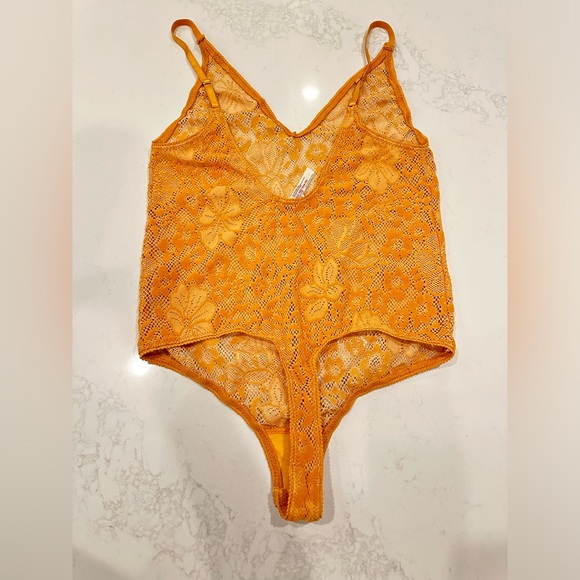 Free People intimately orange floral bodysuit size large - Picture 6 of 10